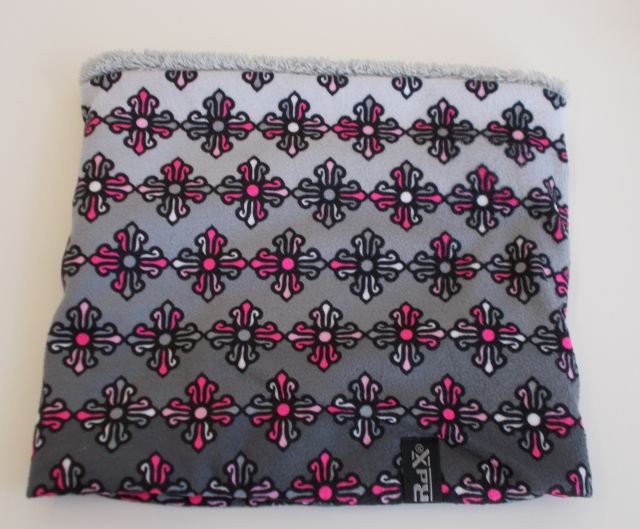 Zimní čepice RDX VLOČKY - KVĚTY, podšívka MERINO