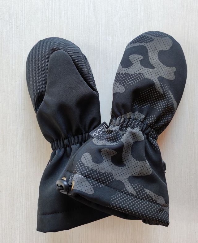 FANTOM Dětské SNĚHOVÉ rukavice Fantom SOFTSHELL 30/15, tmavé s reflexním potiskem maskáč