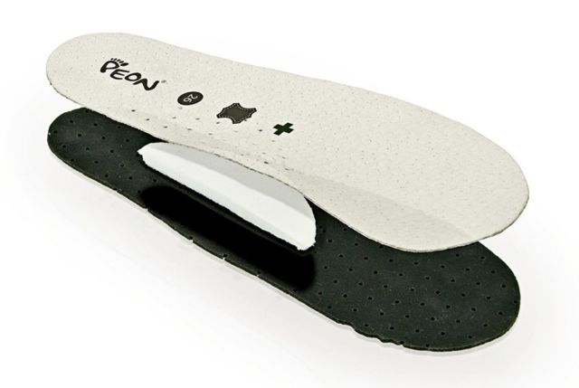 Nazo Dětské bačkůrky NA/017SA šedá červená auta VEL. 25